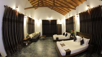 Coffres-forts dans les chambres, fer et planche Ă  repasser