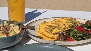 Unclassified image, 5 of 95, button - Agia Anna on the beach (Mykonos)