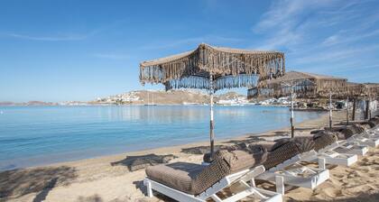 Agia Anna on the beach