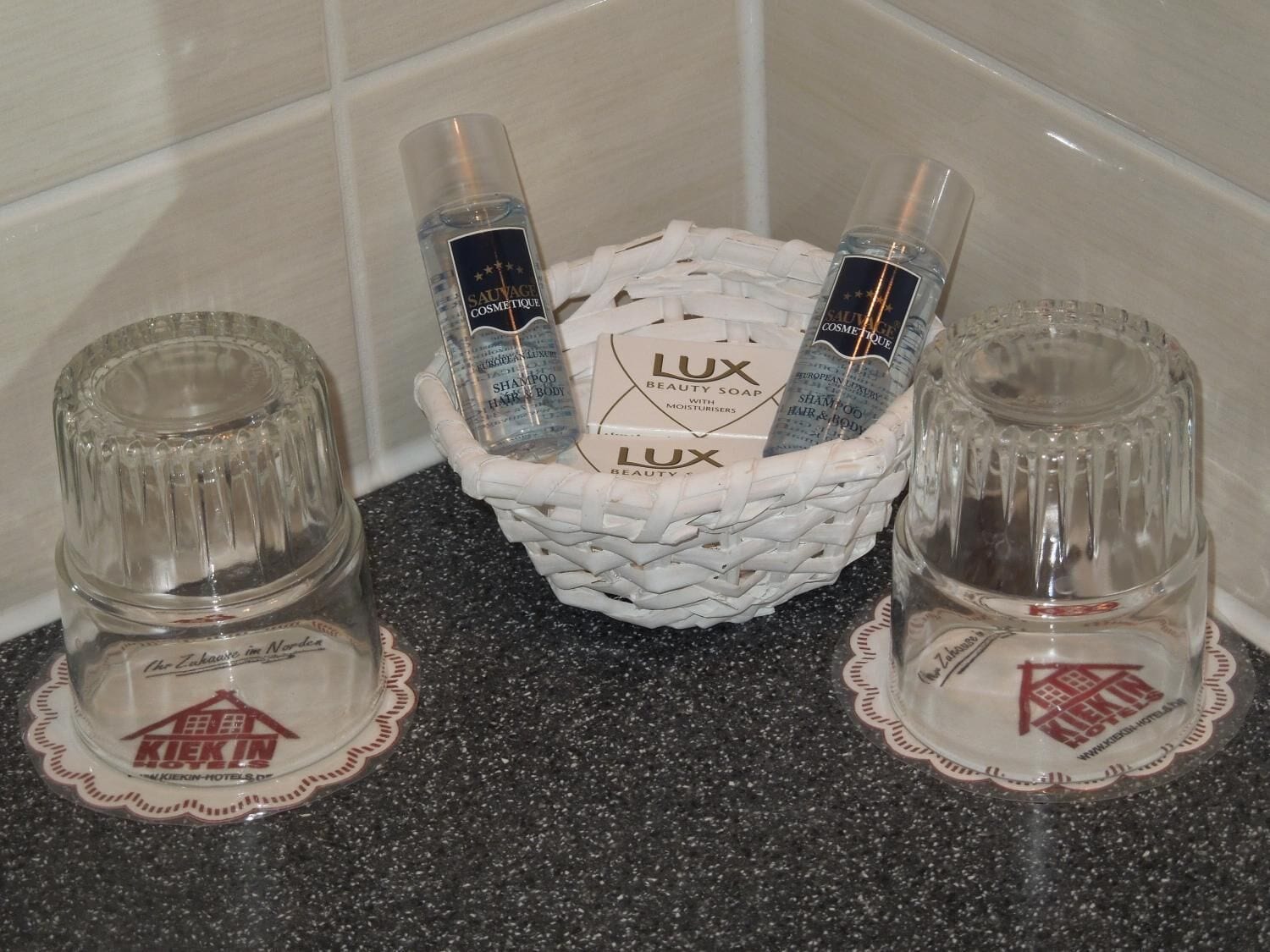 quadruple room | bathroom | shower, free toiletries, hair dryer, towels