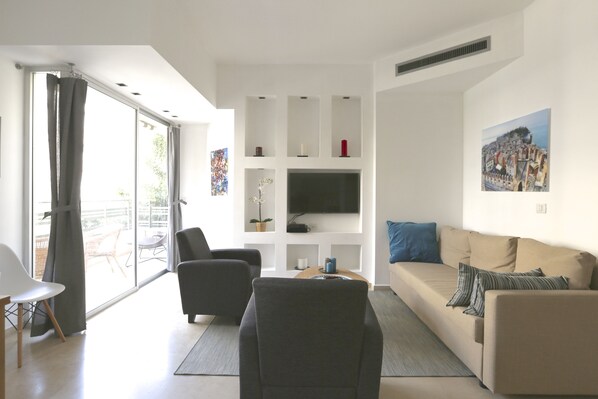 Apartment, 2 Bedrooms, Balcony, City View | Living room - HolyGuest - Ruppin St. 18 (Tel Aviv)