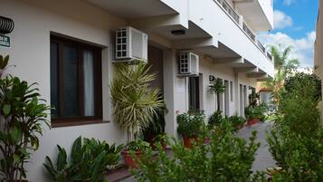 Lorong