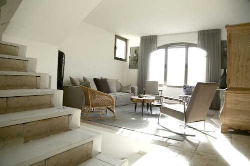 Holyguest - Chelouche Villa