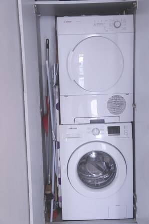 Design Apartment | Room amenity - Holyguest - Hess St. 8 (Tel Aviv)