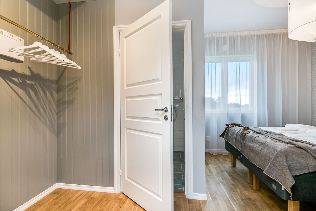 classic double room, 1 queen bed | hypo-allergenic bedding, individually decorated, individually furnished