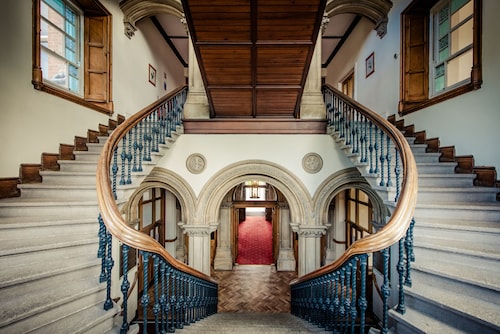 DCU Rooms at All Hallows College - Hostel