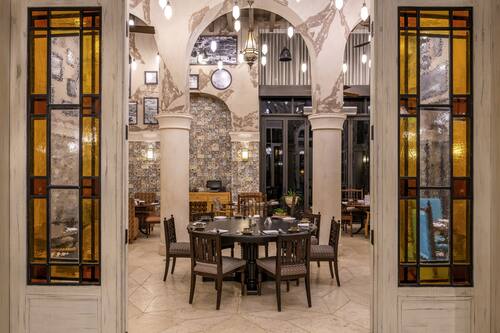 7 restaurants, breakfast, lunch served; local and international cuisine