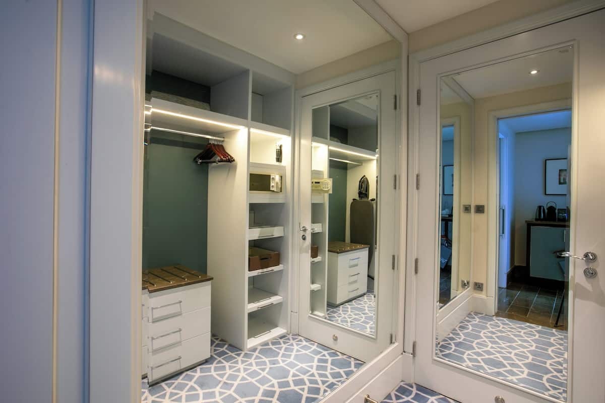 wardrobe