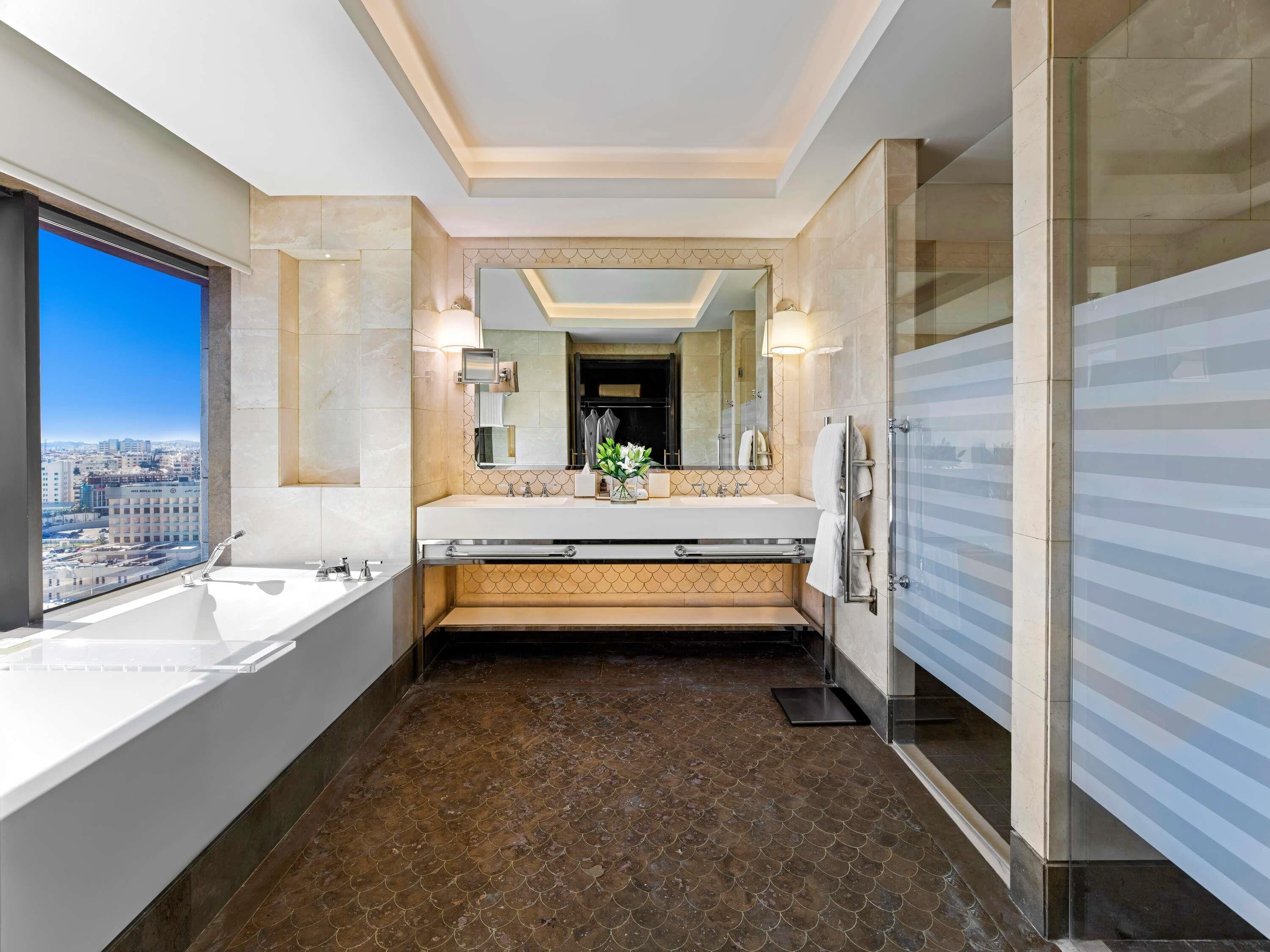 Presidential Suite (Signature)
