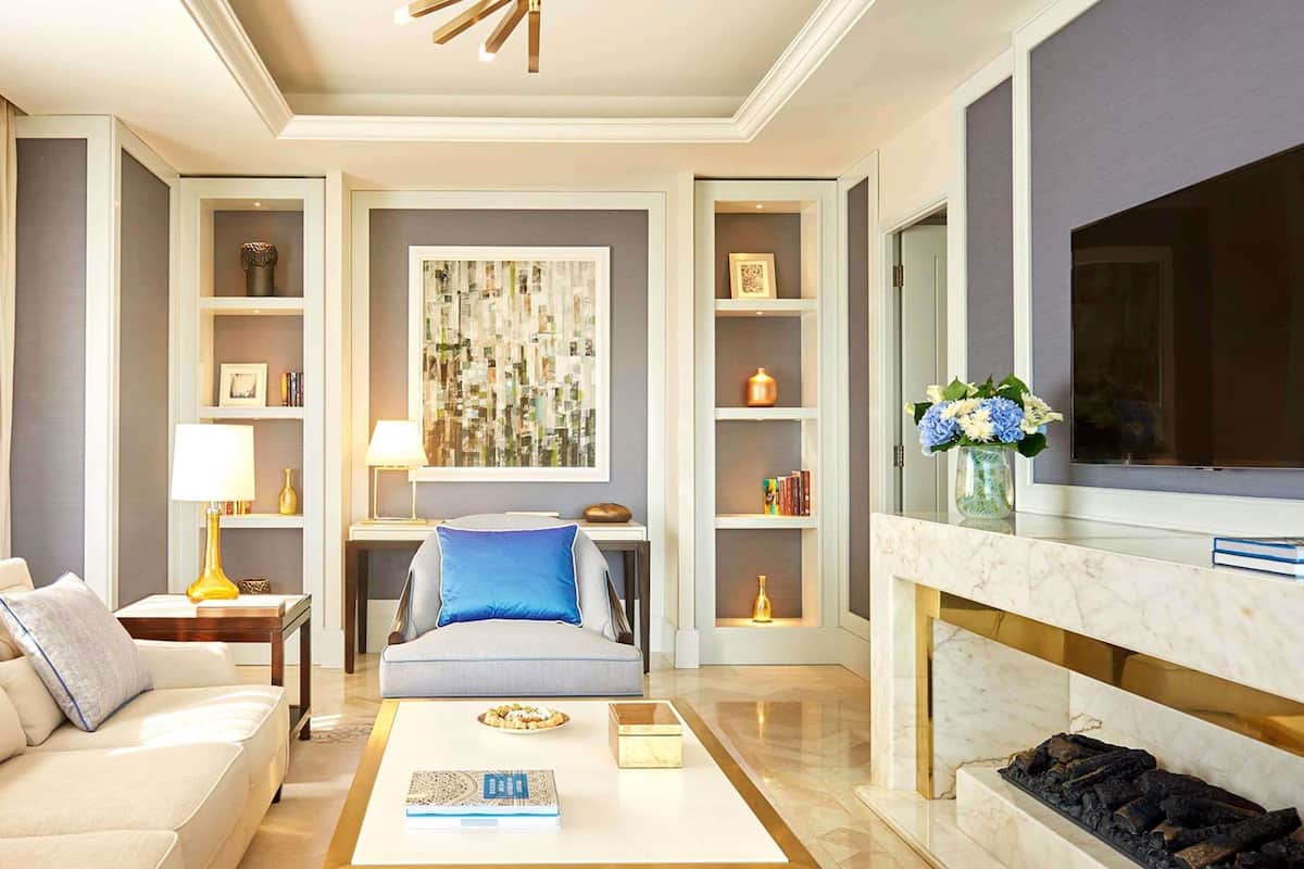 Suite, 1 habitación, para fumadores | Ropa de cama de alta calidad, edredón y minibar