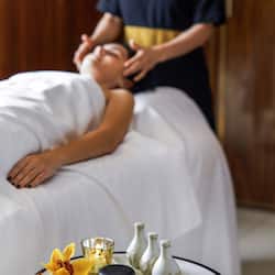 Couples treatment room(s), sauna, hot tub, steam room