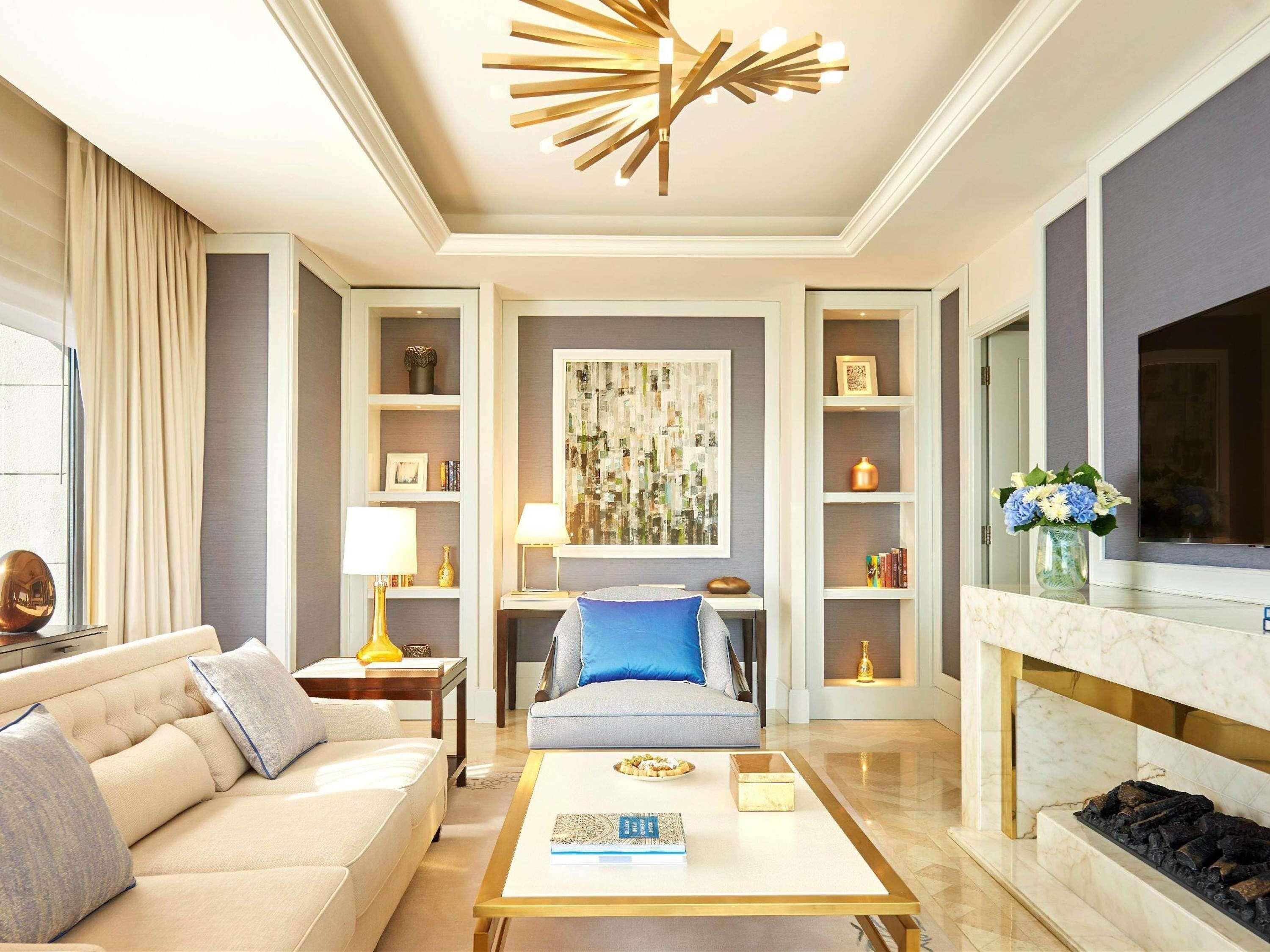 Suite, 1 habitación, para no fumadores | Ropa de cama de alta calidad, edredón y minibar 