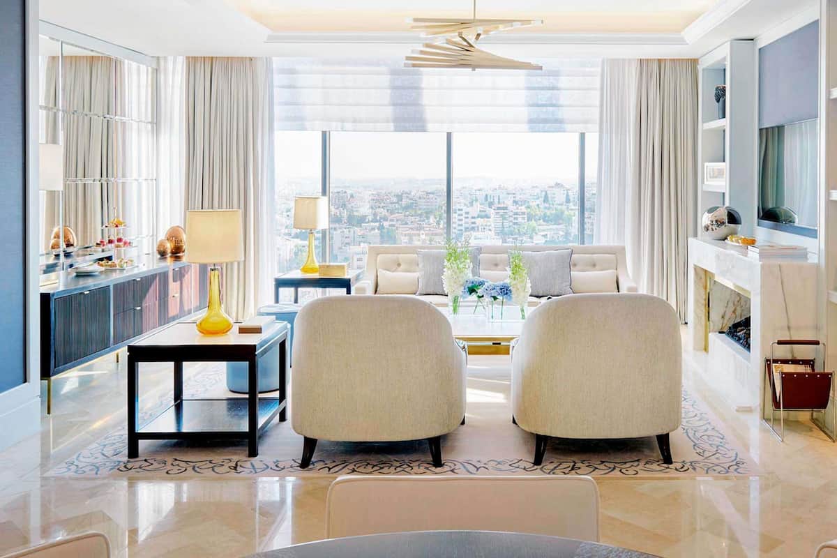 Executive Suite, Non Smoking | Premium bedding, down comforters, minibar, in-room safe