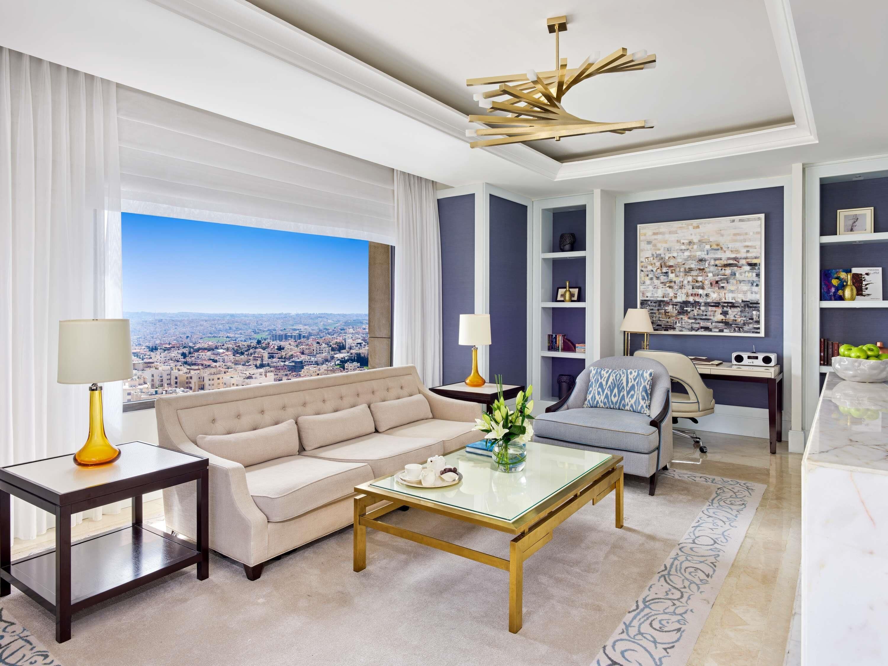 Premium bedding, down duvets, minibar, in-room safe