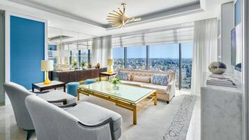 Premium bedding, down comforters, minibar, in-room safe