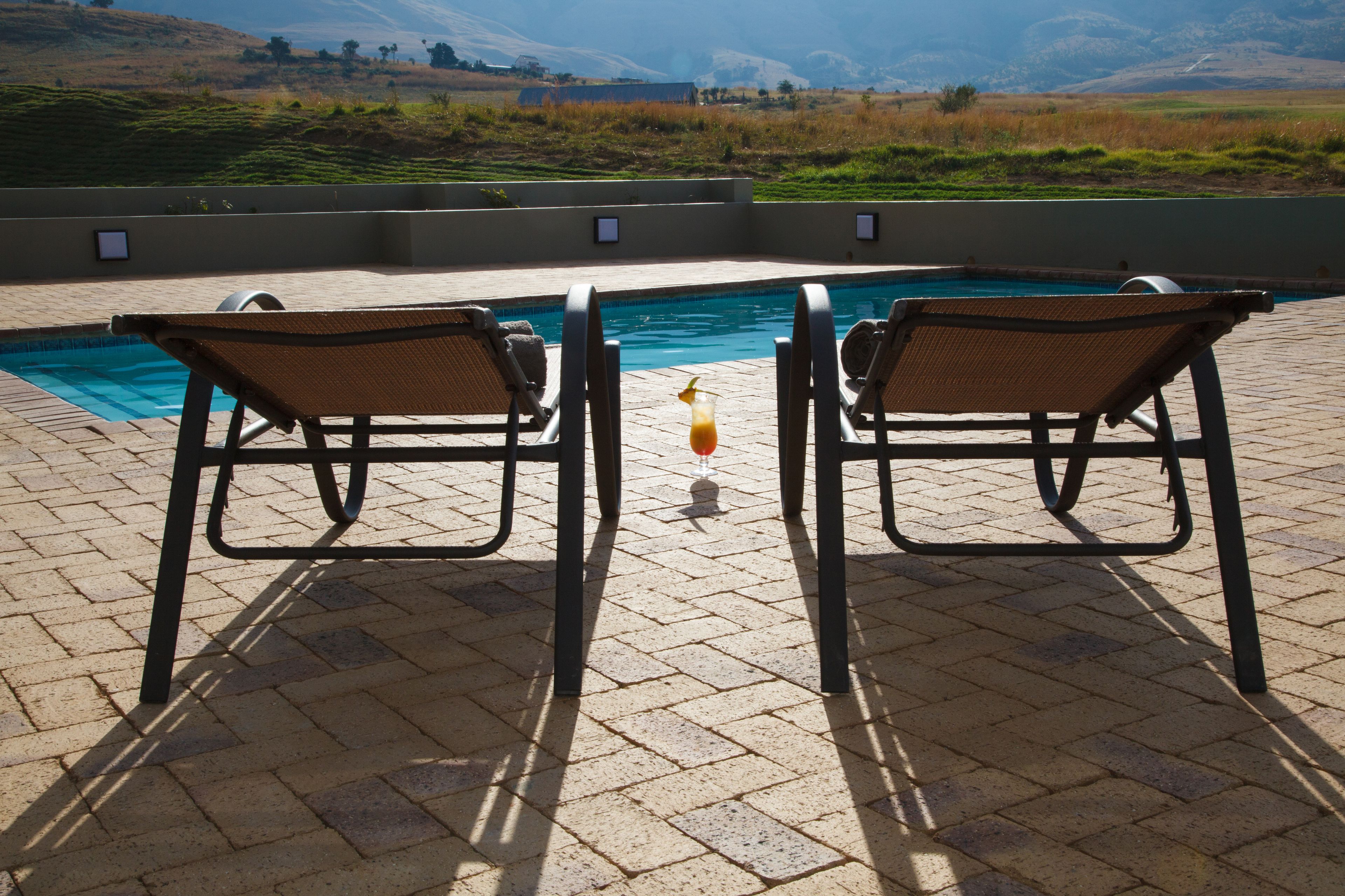 Hồ bơi ngoài trời 