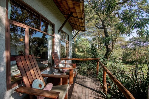 Hatari Lodge