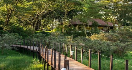 Hatari Lodge
