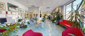 Lobby - Surfside On The Lake (Lake George)