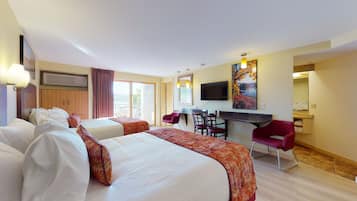 Deluxe-Suite, 2 Schlafzimmer, Seeblick, Seeseite | Hochwertige Bettwaren, Pillowtop-Betten, Zimmersafe, Schreibtisch