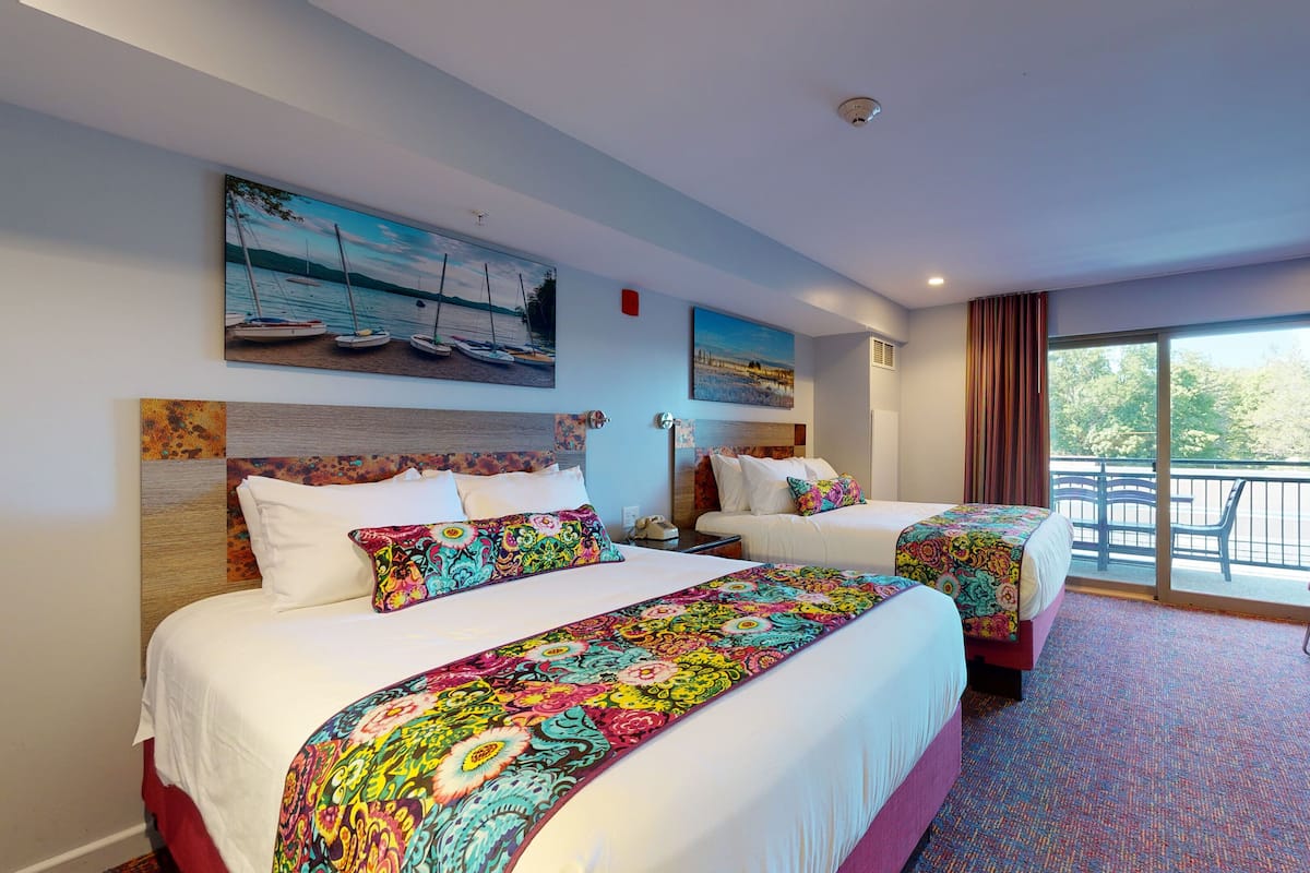 Premier Suite, 2 Bedrooms, Kitchenette | Premium bedding, pillowtop beds, in-room safe, desk