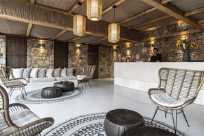 Reception - Nimbus My Aktis (Mykonos)