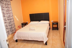 Hytte (Double) | Strykejern/-brett, ekstrasenger (mot et tillegg) og wi-fi (inkludert)