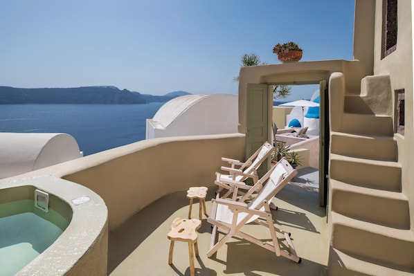 Superior House | Terrace/patio