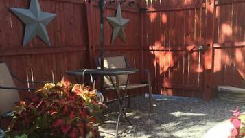 Suite, 1 King Bed, Kitchenette, Garden Area | Terrace/patio