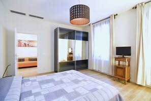 Apartment, 2 Bedrooms | 2 bedrooms, desk, iron/ironing board, cribs/infant beds