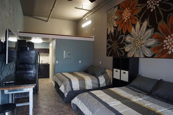 Basic Studio, 2 Queen Beds, Kitchenette | Desk, free WiFi, bed sheets