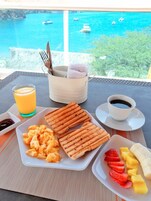 Desayuno continental incluido todos los días