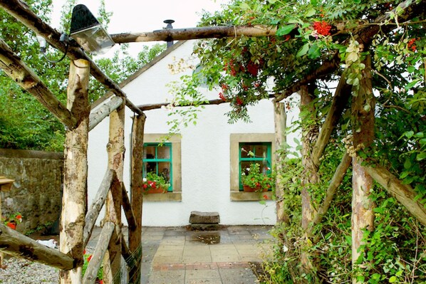 Exterior - Garden Suite Edinburgh (Edinburgh)