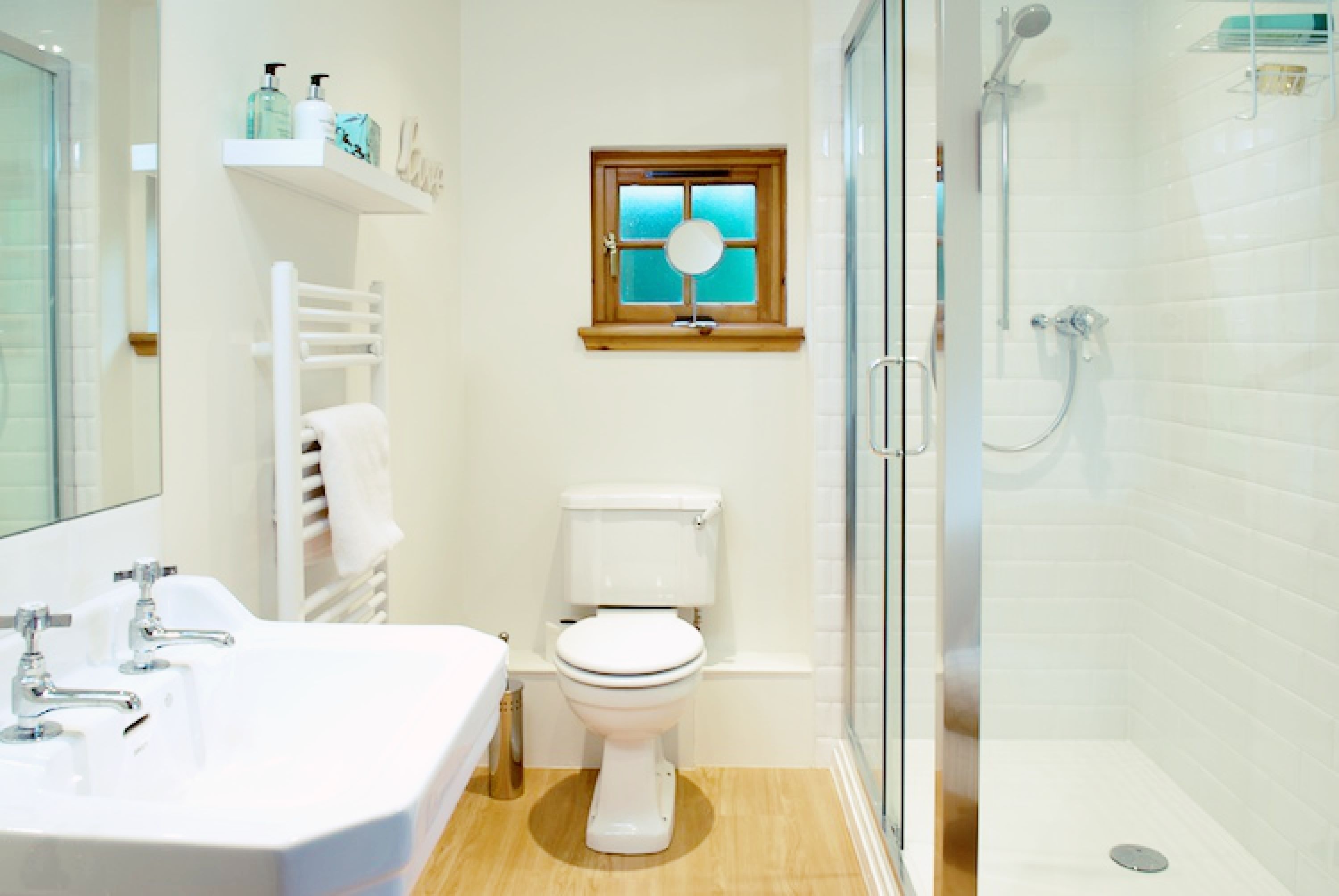 Family Cottage, 2 Bedrooms, Garden View | Bathroom amenities | Shower, free toiletries, hair dryer, bathrobes