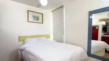 1 bedroom, individually furnished, iron/ironing board, free WiFi