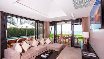 Comfort Villa, 2 Bedrooms | Living room | TV