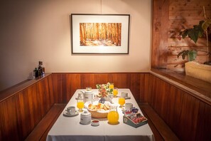 Klassiek huisje, 2 slaapkamers (4 People) | Dineren