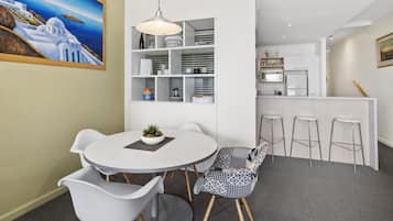 Penthouse, 2 Bedrooms | Living area