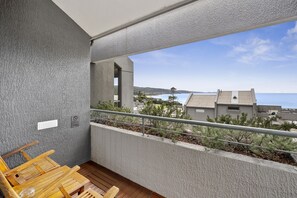 Penthouse, 2 Bedrooms | Terrace/patio - Lorne Beachfront Accommodation (Lorne)