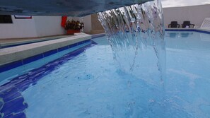 Outdoor pool - Hotel Cafe Plaza (Tulua)