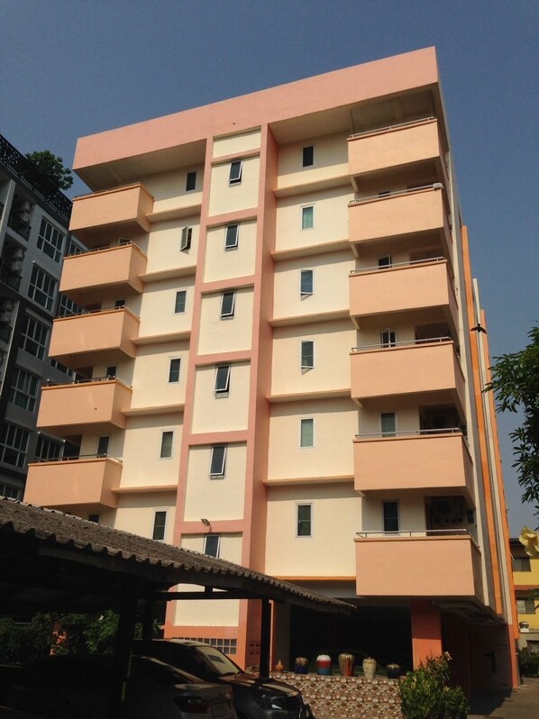 Exterior - Yaowamal Apartment (Nonthaburi)