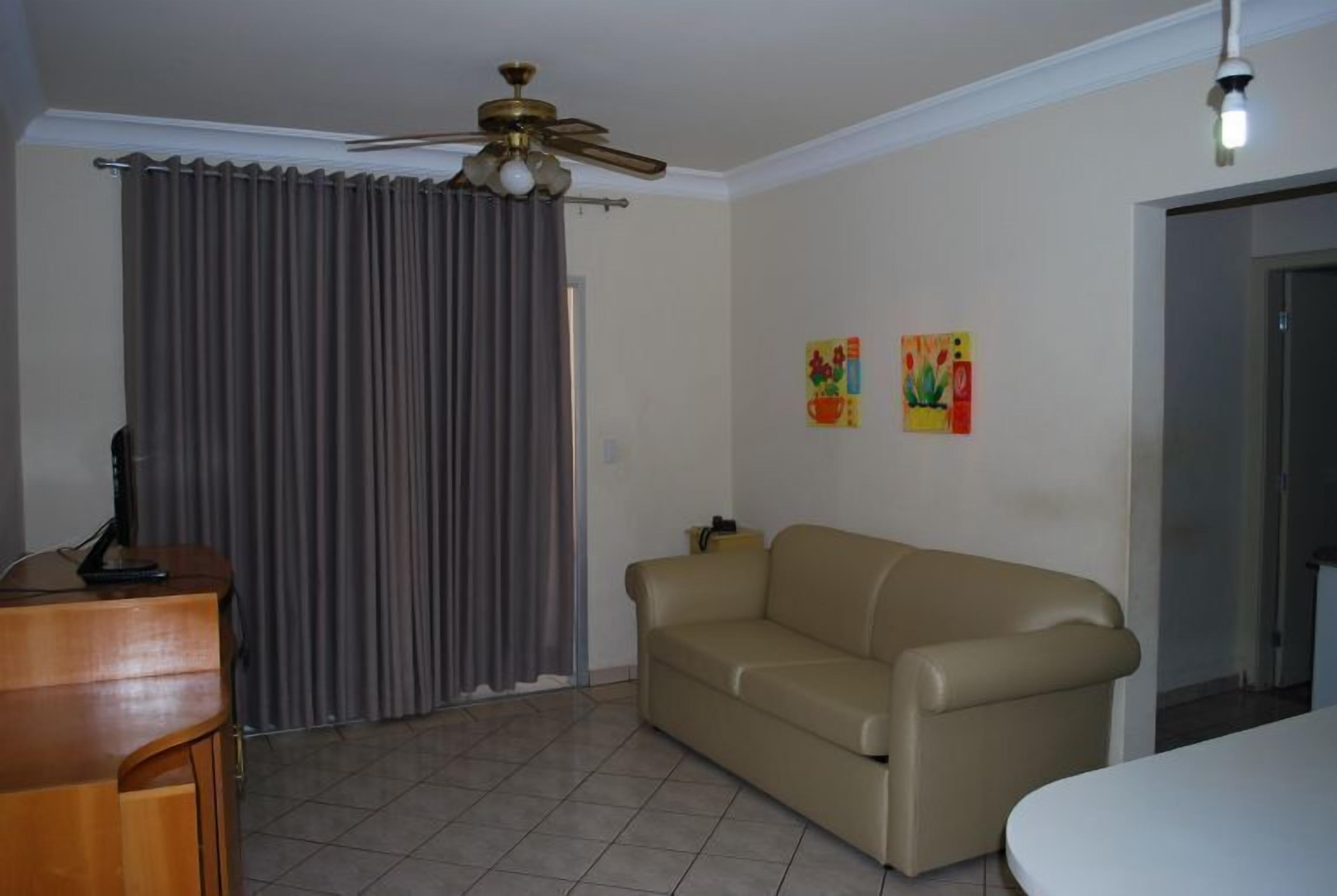 公寓, 2 间卧室 | 客厅 | 电视