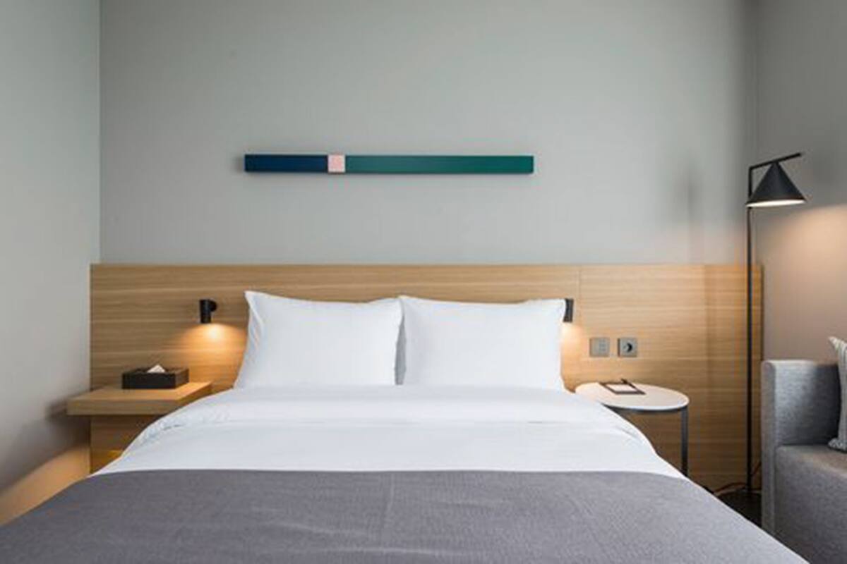 Chambre Double Standard, 1 lit double | Literie de qualité supérieure, coffres-forts dans les chambres, bureau