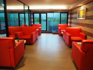 Kawasan tempat duduk lobi