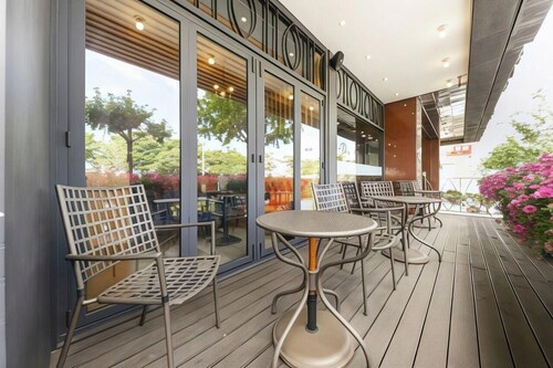 Prime Tourist Hotel