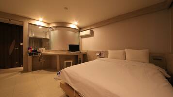 Ropa de cama de alta calidad y cortinas blackout