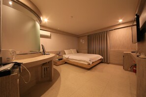 Deluxe Double Room | Premium bedding, blackout drapes, iron/ironing board, free WiFi