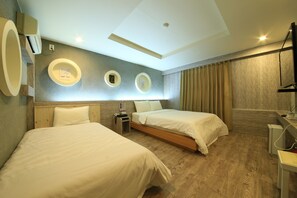 Business Twin Room | Premium bedding, blackout drapes, iron/ironing board, free WiFi - Hotel M Story (Suwon)