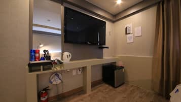 Standard Double Room | Premium bedding, blackout curtains, iron/ironing board, free WiFi