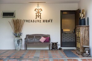 Boutique Homestay | 露台